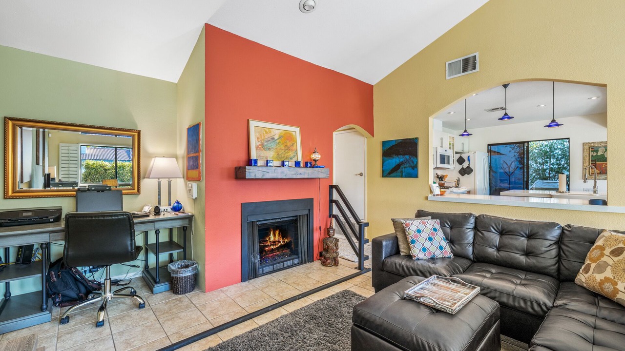 Photo of Livingroom in Sunrise Park