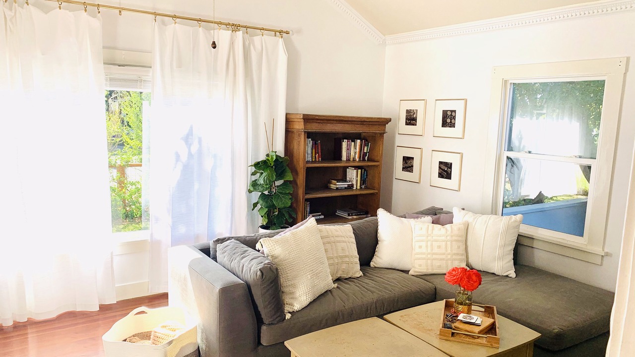 Photo of Livingroom in Napa