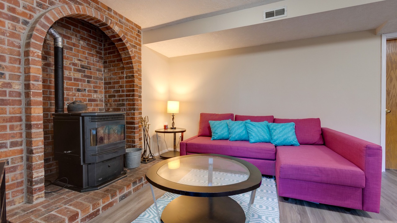 Photo of Livingroom in Rosemont Summit
