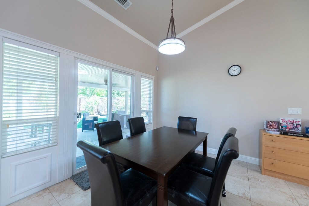 Photo of Livingroom in Redding