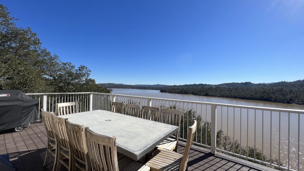 Photo of Outdoor in Oak Shores