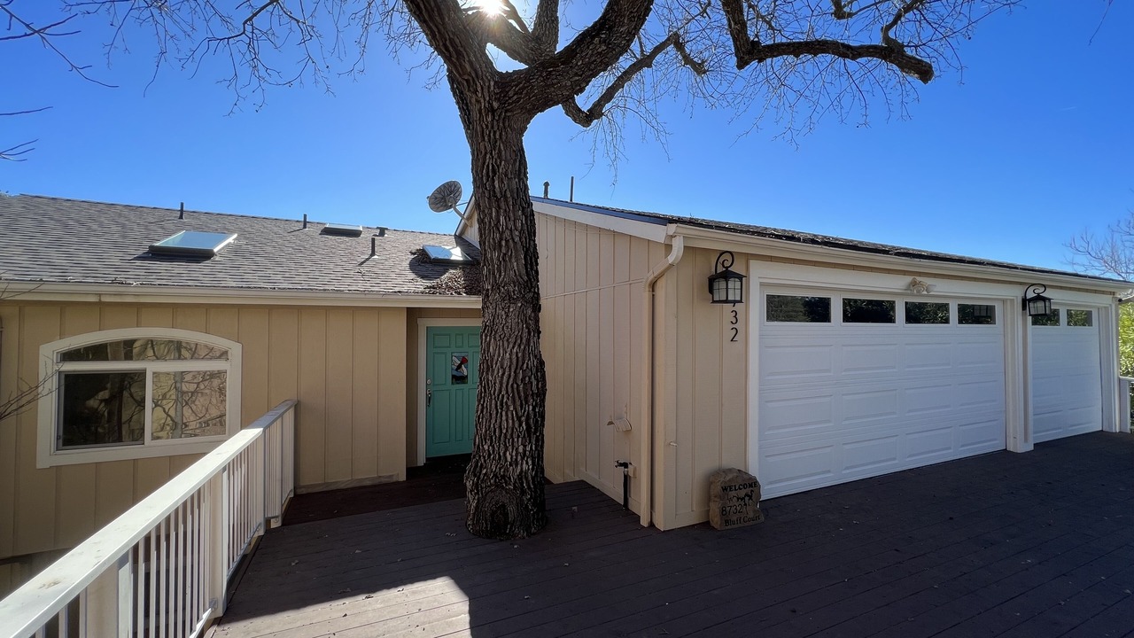 Photo of Outdoor in Oak Shores
