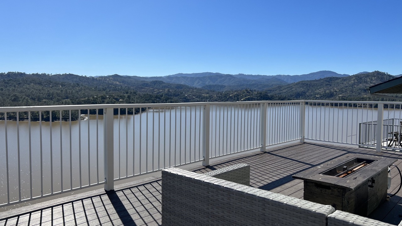 Photo of Patio Balcony in Oak Shores