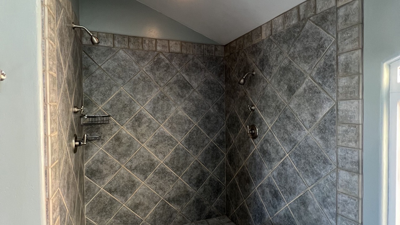 Photo of Bathroom in Oak Shores