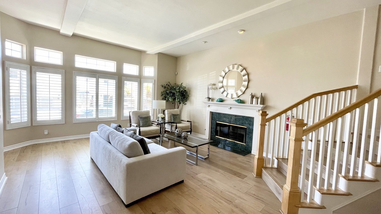 Photo of Livingroom in South Oceanside