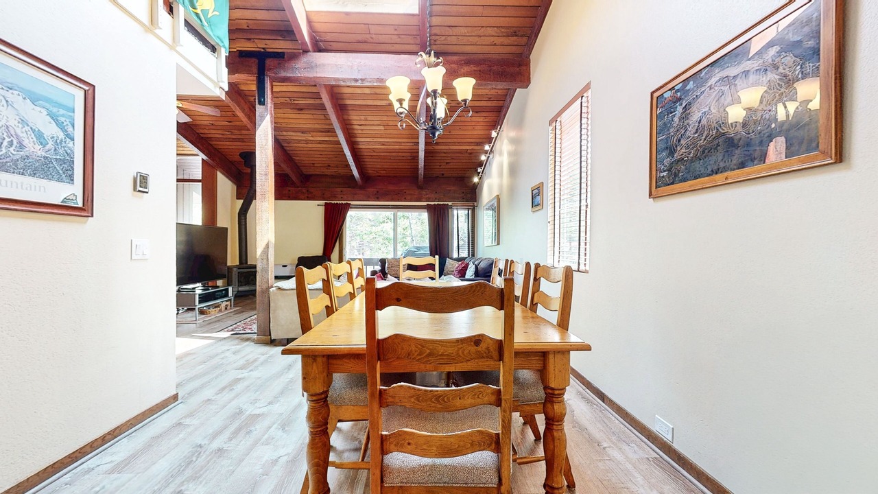 Photo of Bedroom in Mammoth Lakes
