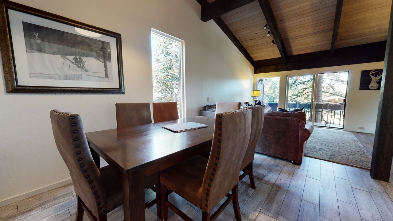 Photo of Bedroom in Mammoth Lakes