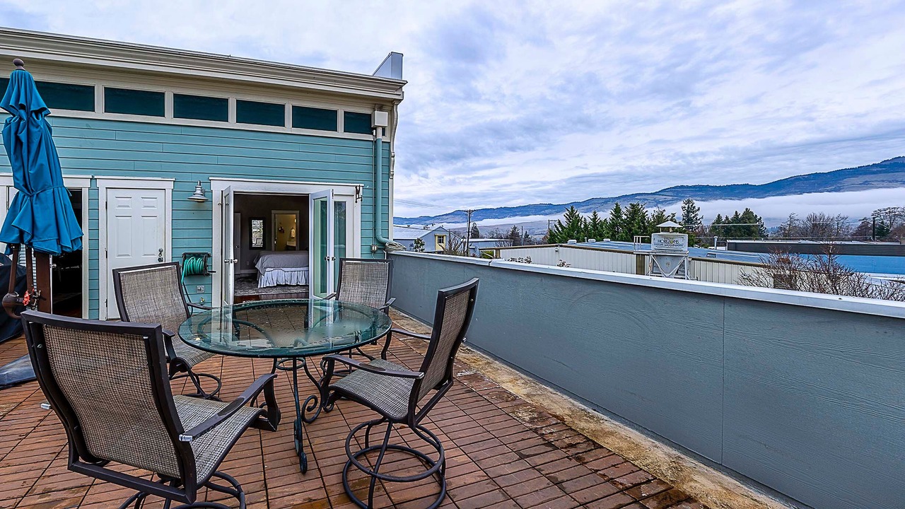 Photo of Outdoor in Ashland