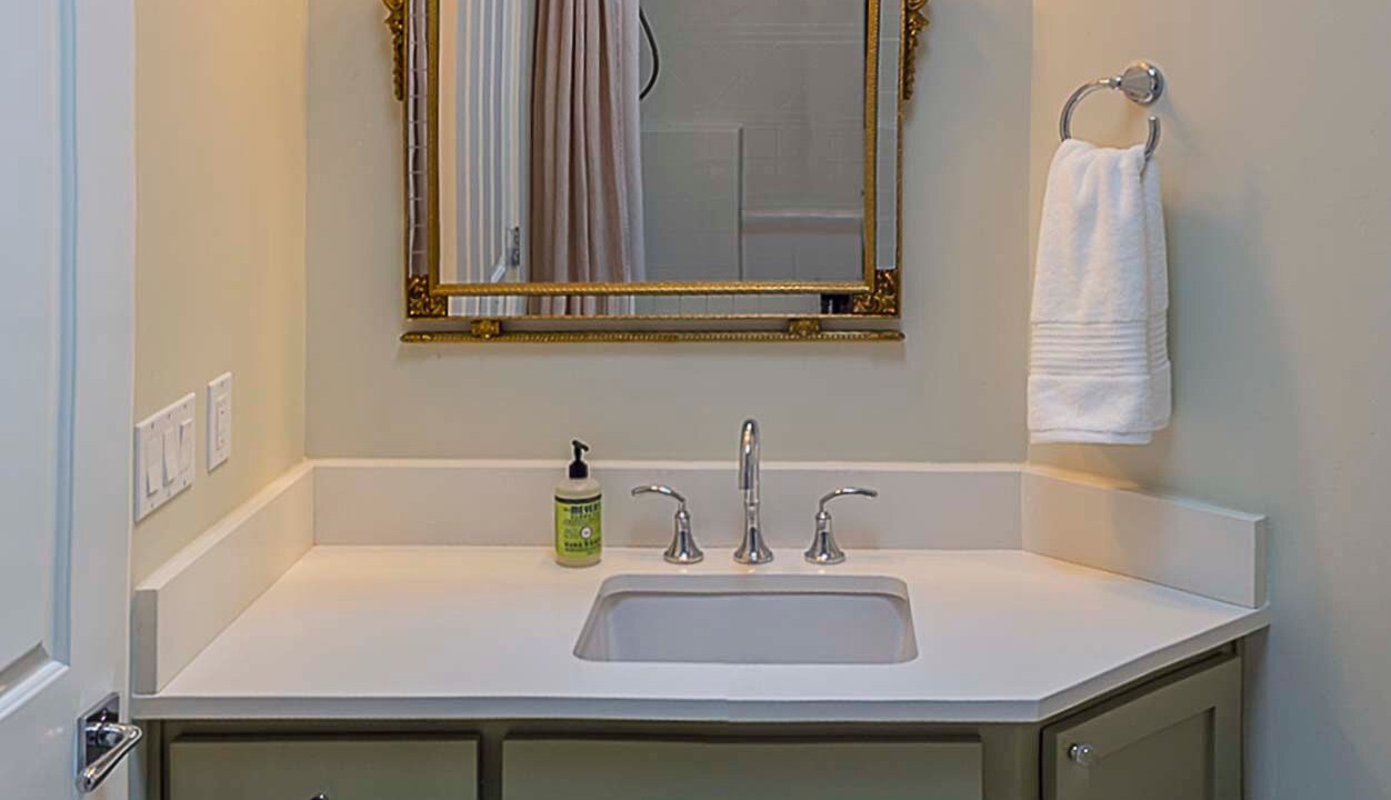 Photo of Bathroom in Ashland