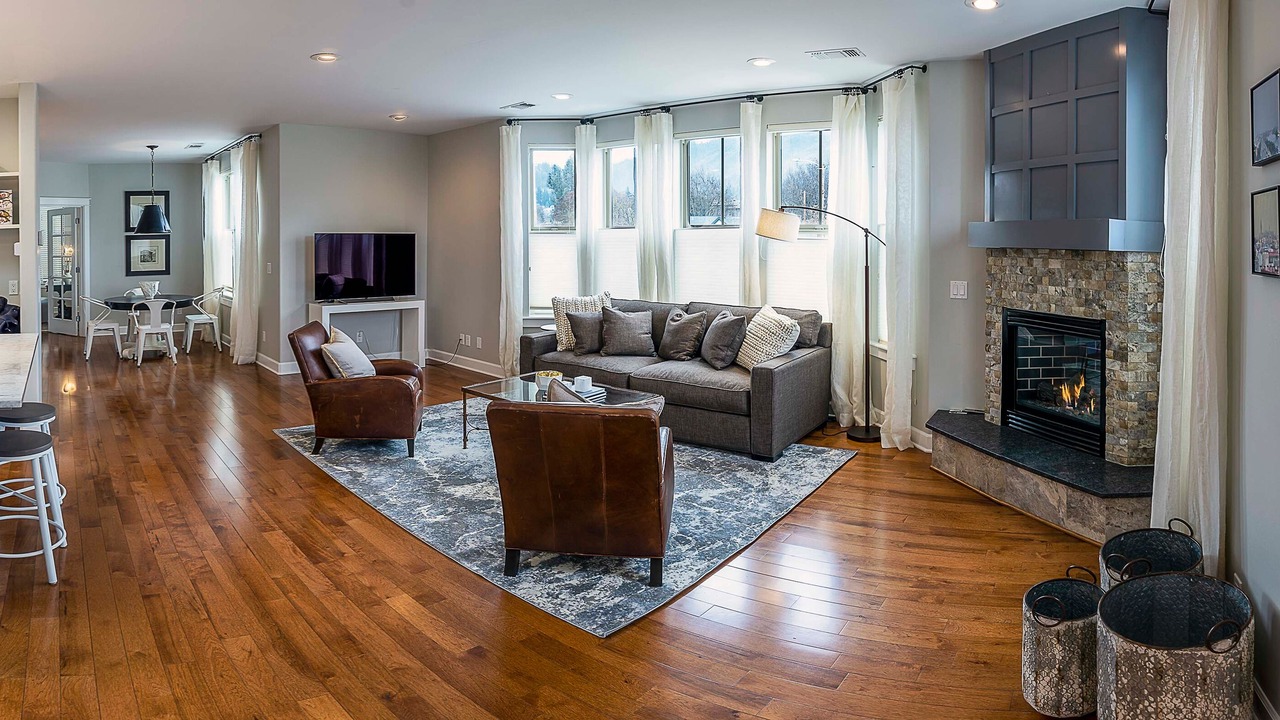 Photo of Livingroom in Ashland