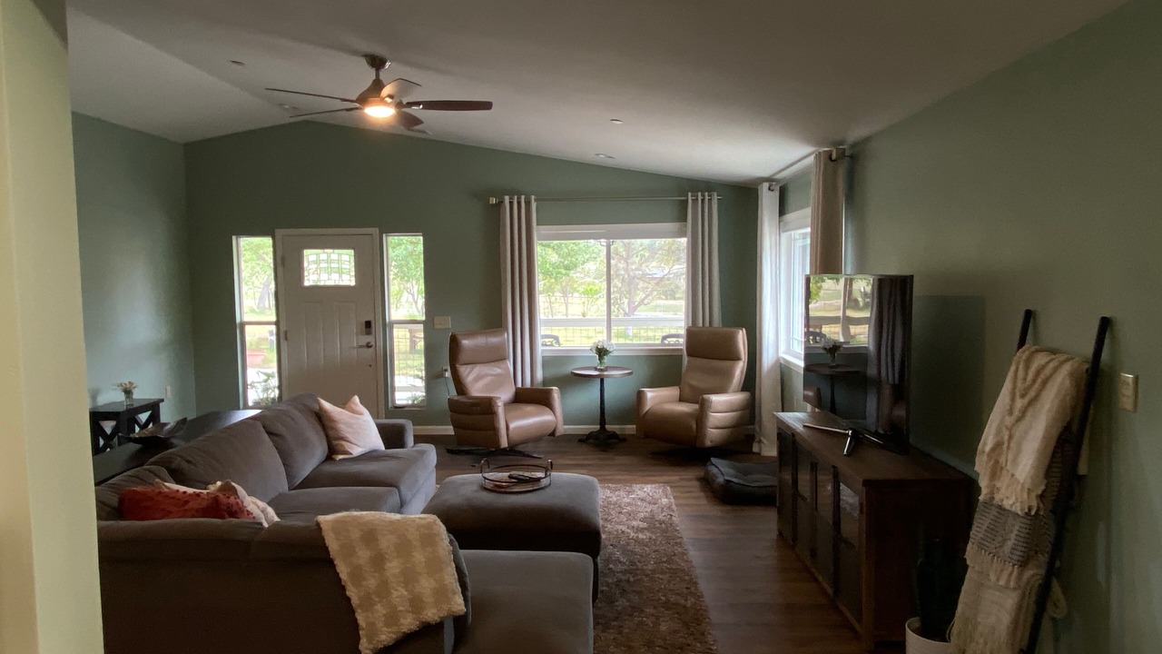 Photo of Livingroom in Atascadero