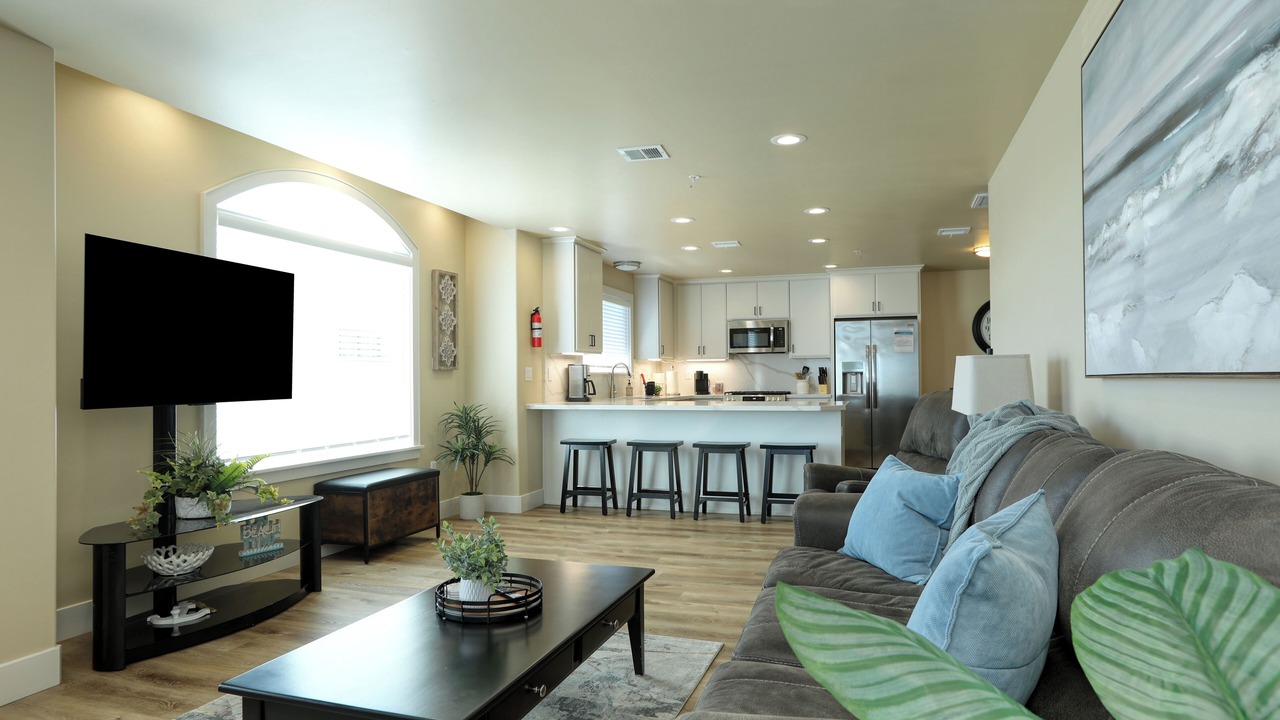 Photo of Livingroom in Downtown