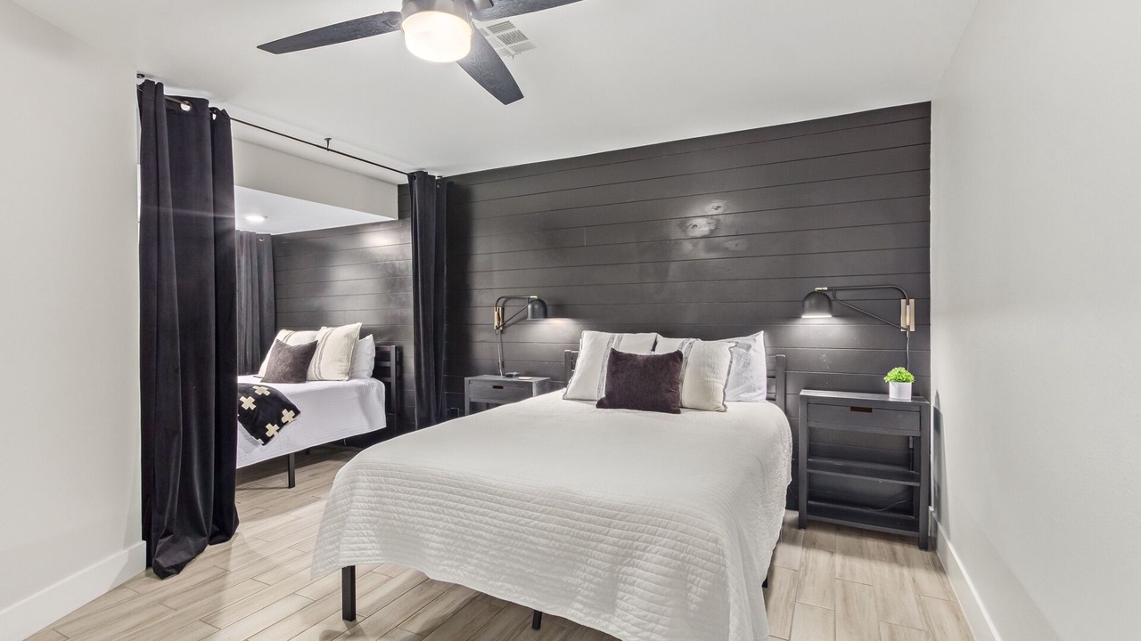 Photo of Bedroom in Scottsdale Estates Nine