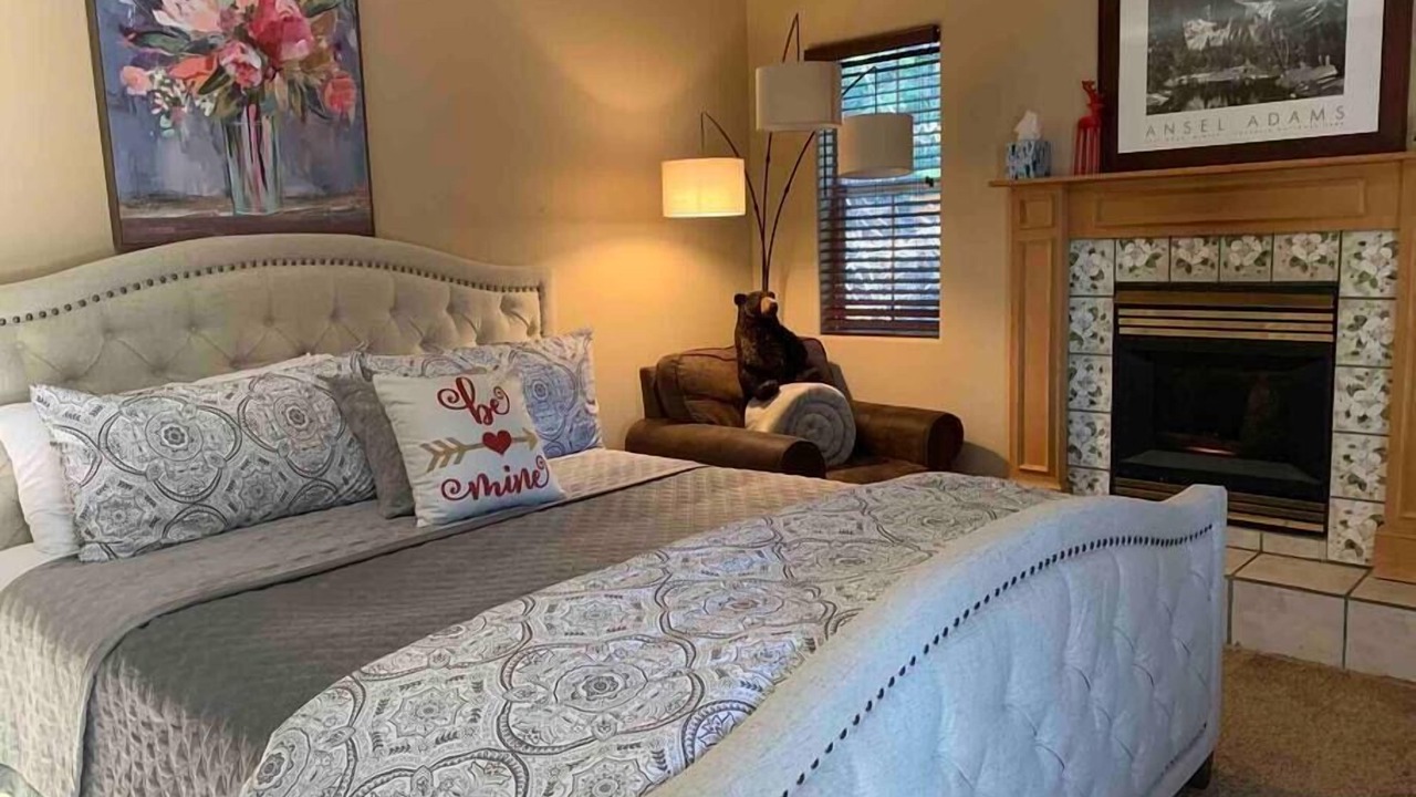 Photo of Bedroom in Yosemite West