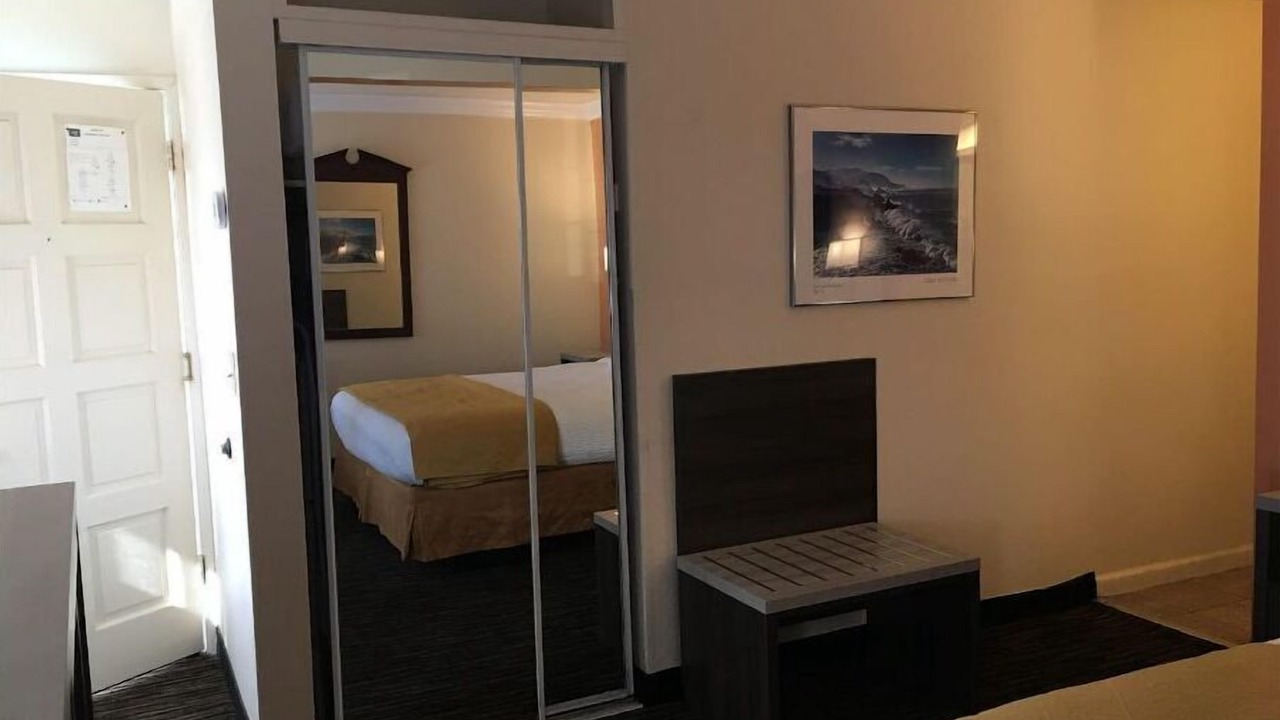 Photo of Bedroom in Munras Avenue