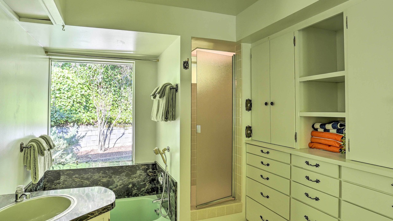 Photo of Bathroom in Willow Creek
