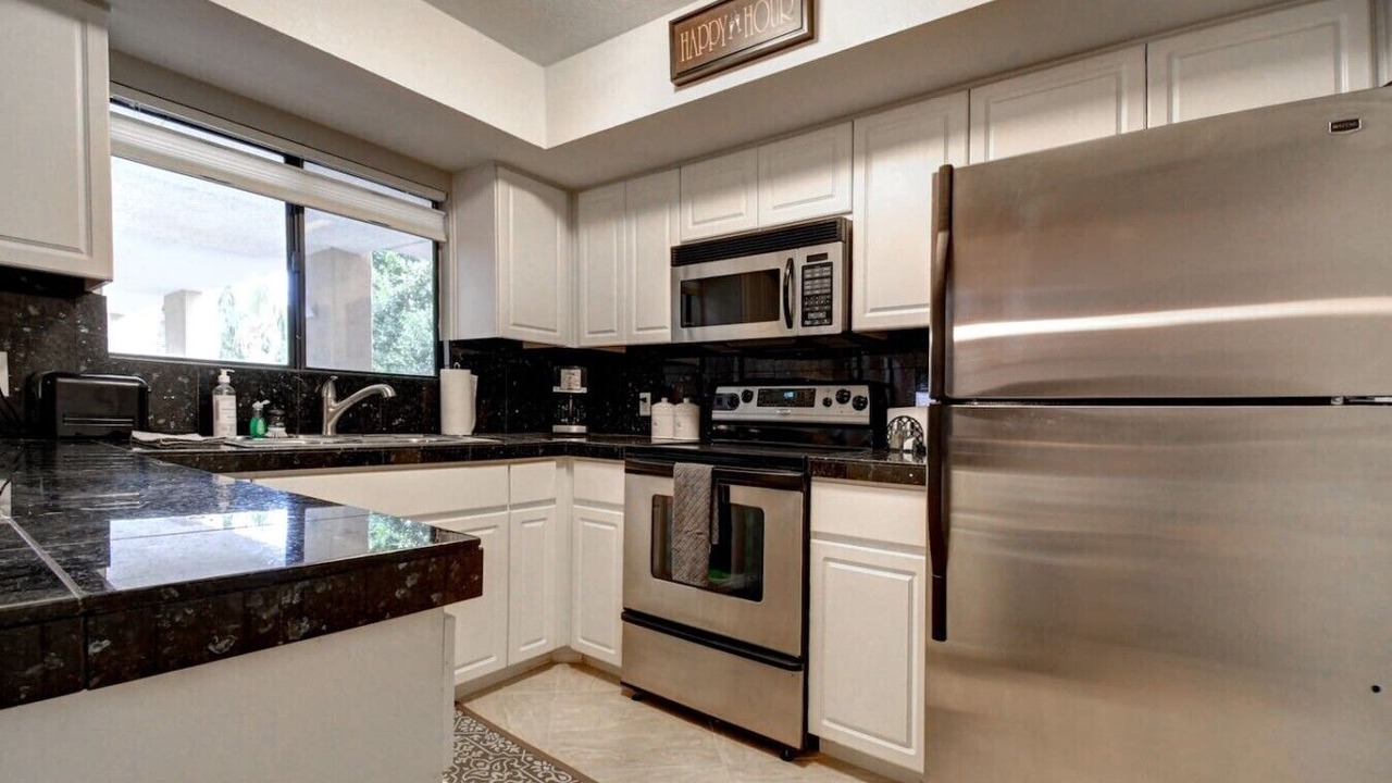 Photo of Kitchen in Camelback East