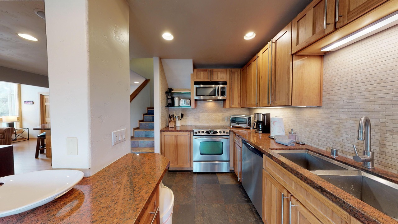Photo of Kitchen in Mammoth Lakes