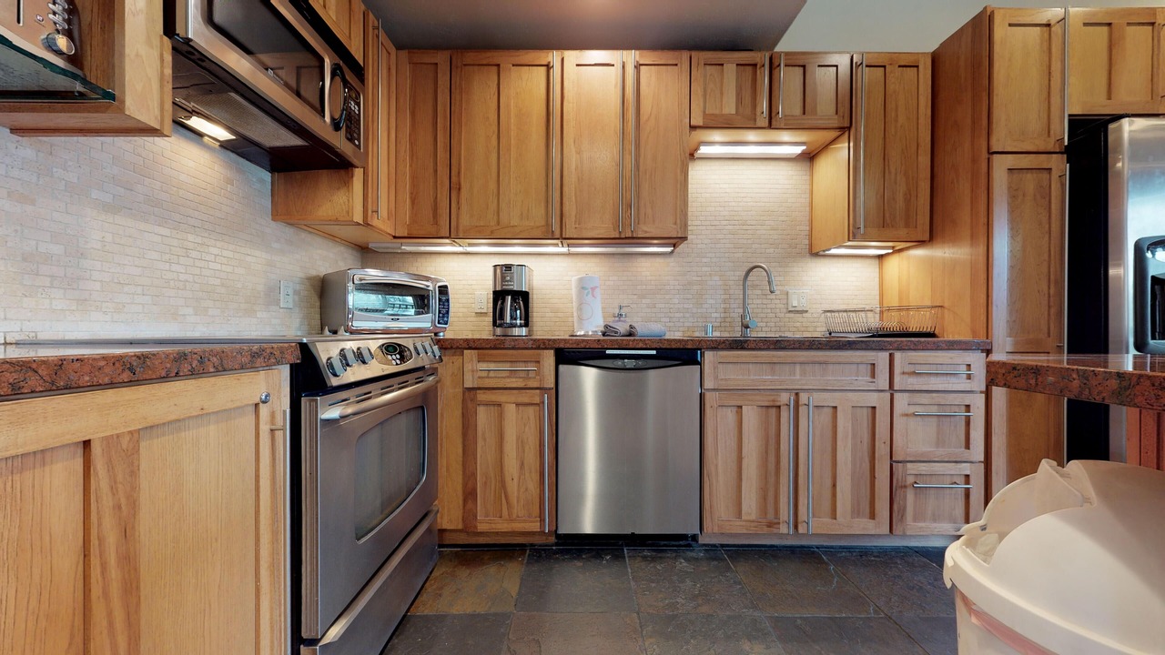 Photo of Kitchen in Mammoth Lakes