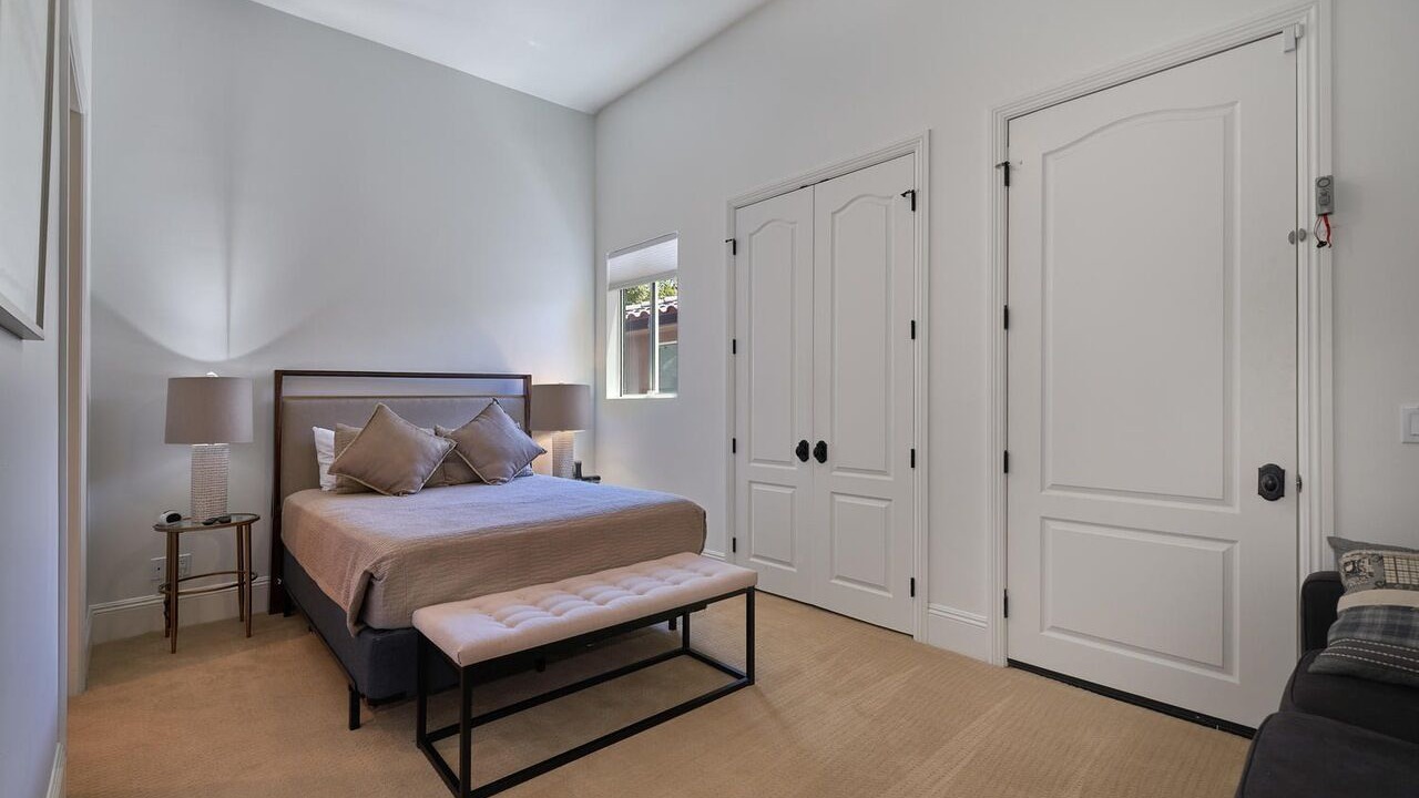 Photo of Bedroom in The Movie Colony