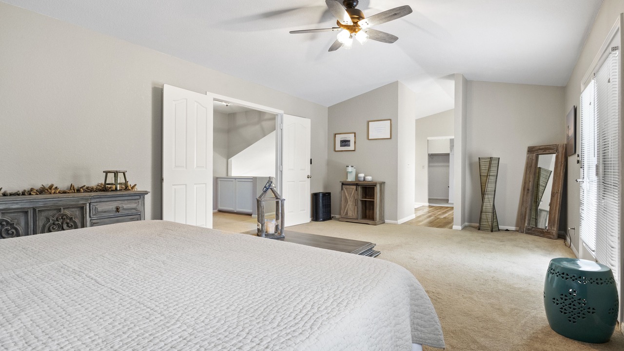 Photo of Bedroom in Green Valley