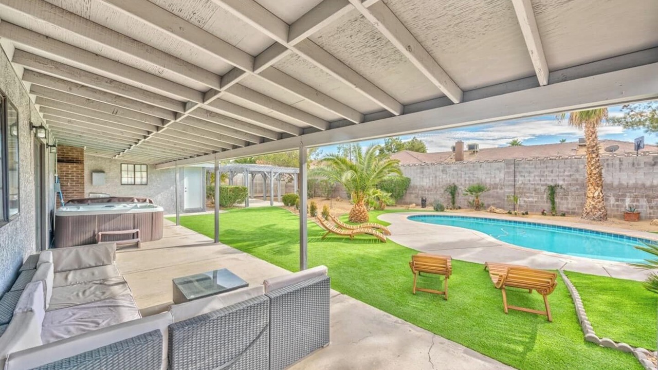 Photo of Patio Balcony in Southfork