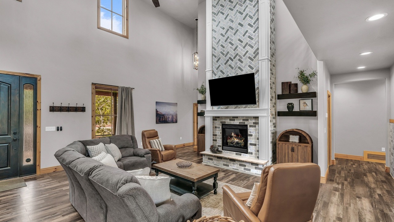 Photo of Livingroom in Zion National Park East Entrance