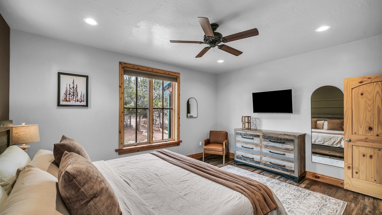 Photo of Bedroom in Zion National Park East Entrance