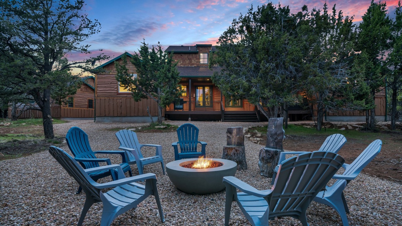 Photo of Patio Balcony in Zion National Park East Entrance