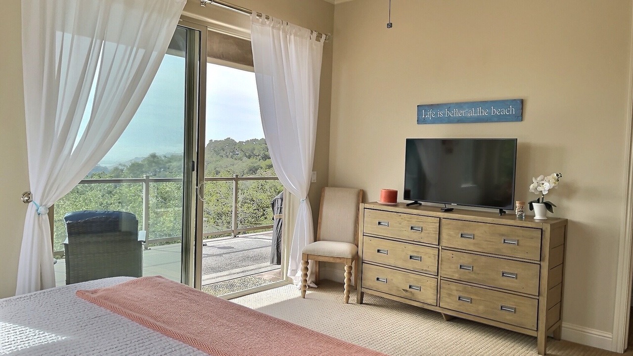 Photo of Bedroom in Avila Beach