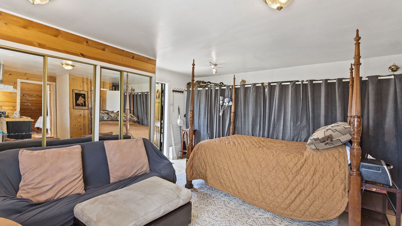Photo of Bedroom in Westwood Park