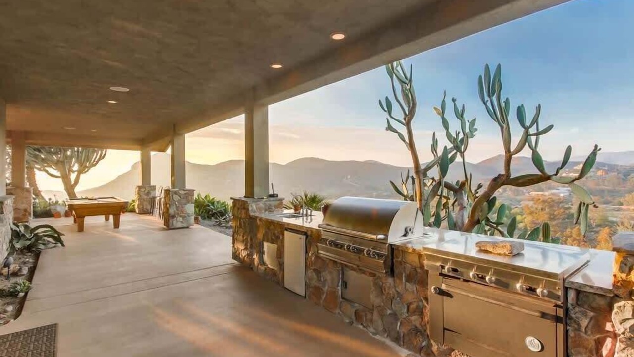 Photo of Patio Balcony in Lakeside