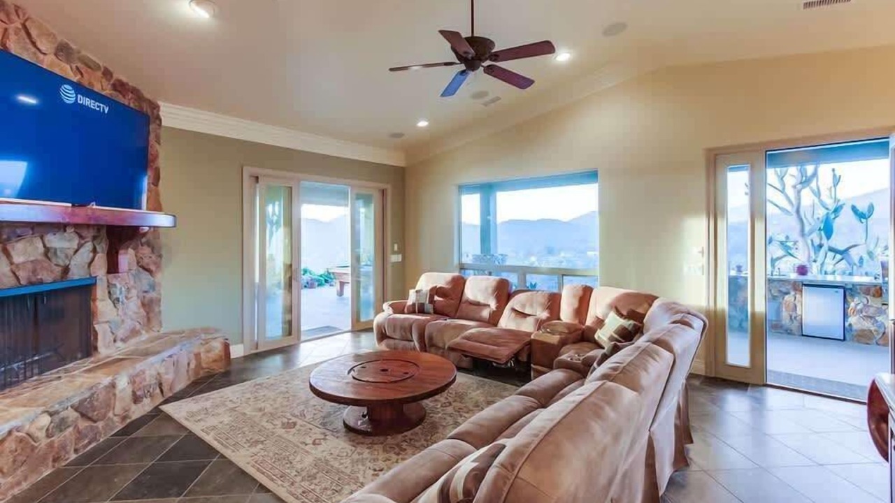 Photo of Bedroom in Lakeside