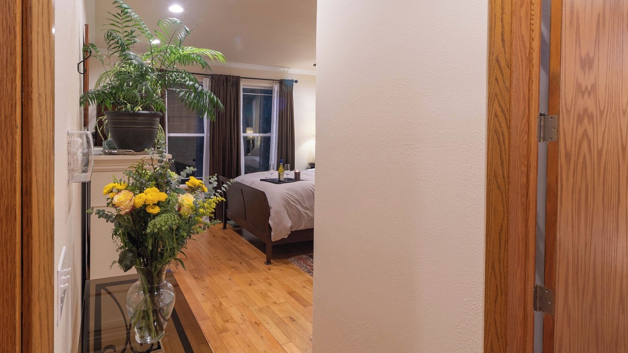 Photo of Bedroom in Shelter Cove