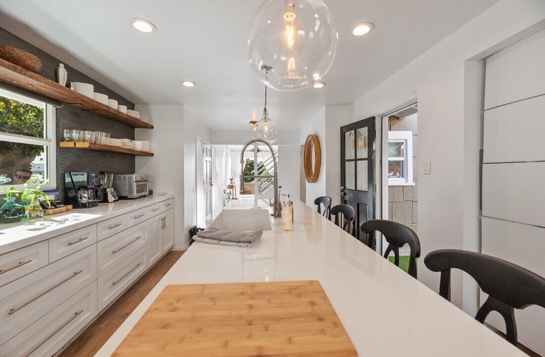 Photo of Bedroom in Village of La Jolla