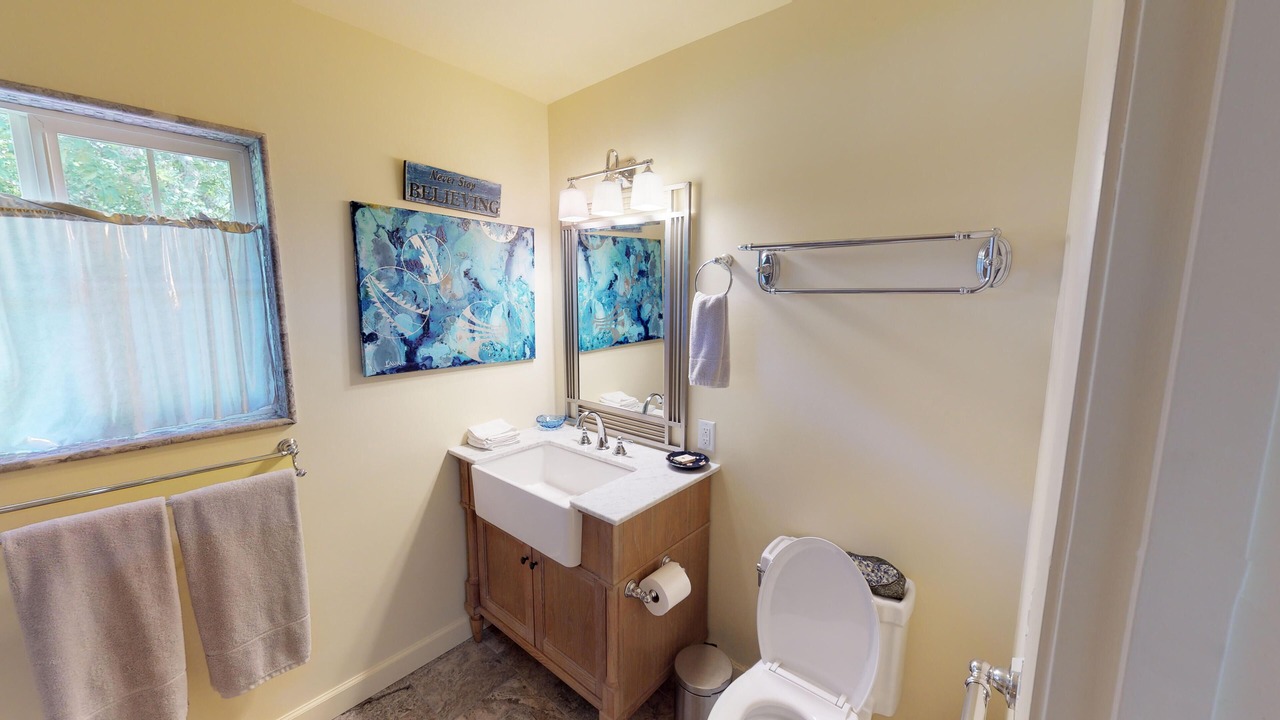 Photo of Bathroom in Salyer