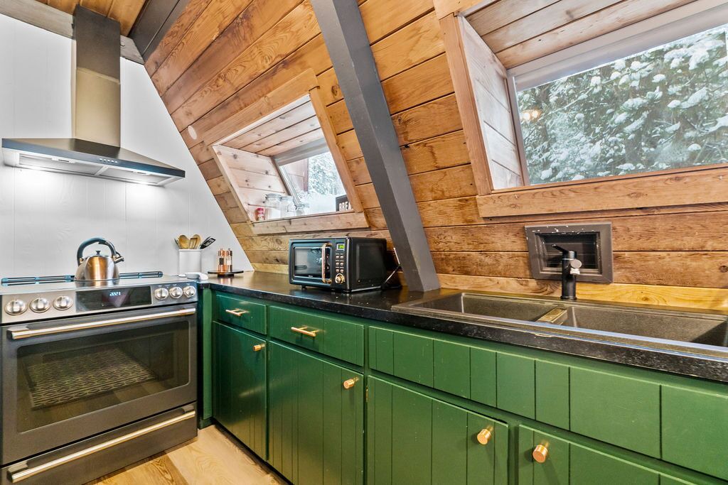 Photo of Kitchen in Crescent