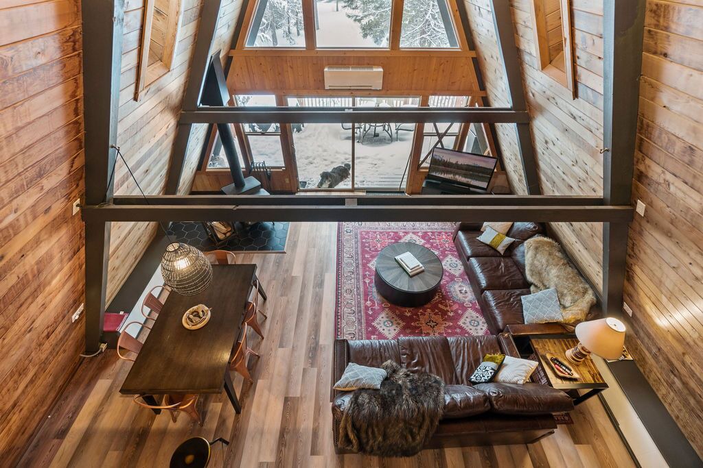 Photo of Livingroom in Crescent