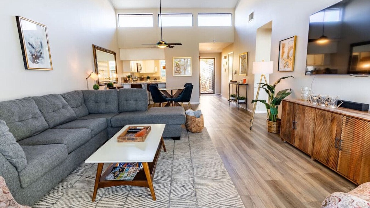 Photo of Livingroom in Palm Desert