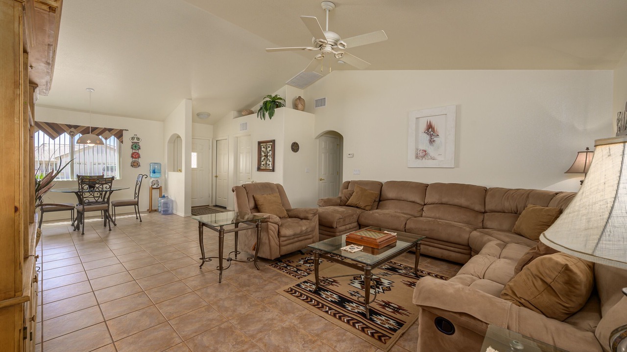 Photo of Livingroom in Fort Mohave