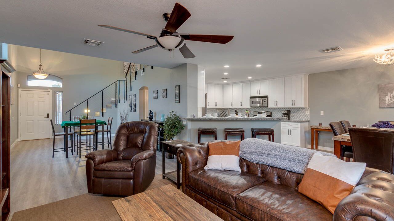 Photo of Livingroom in Paradise Valley Village