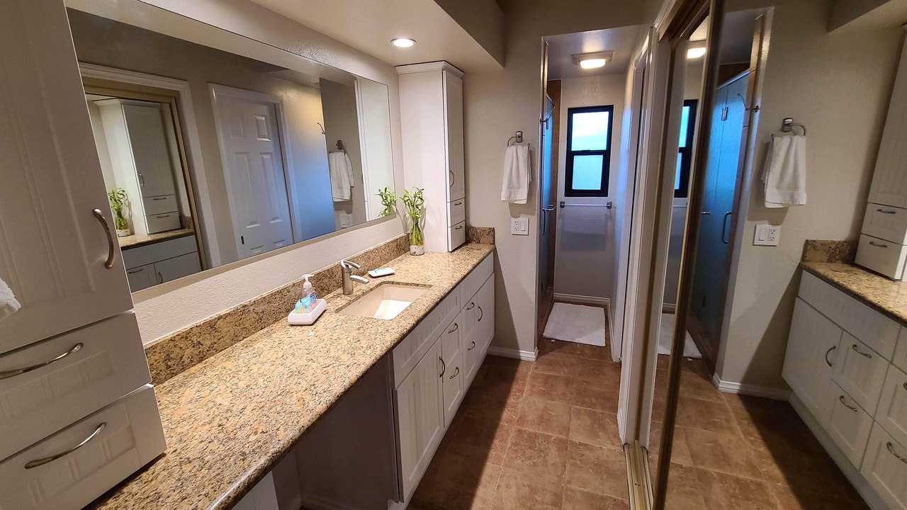 Photo of Bathroom in Lincoln Acres