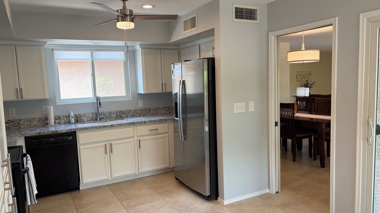 Photo of Kitchen in Cottonwood