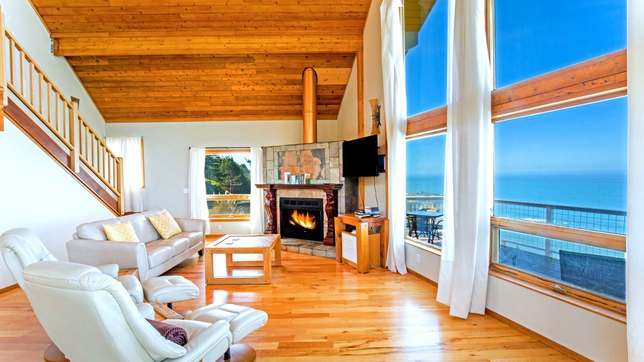 Photo of Livingroom in Shelter Cove
