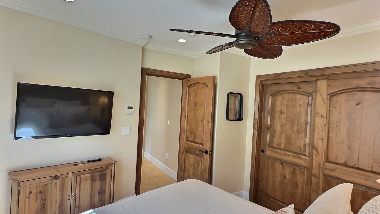 Photo of Bedroom in Avila Beach