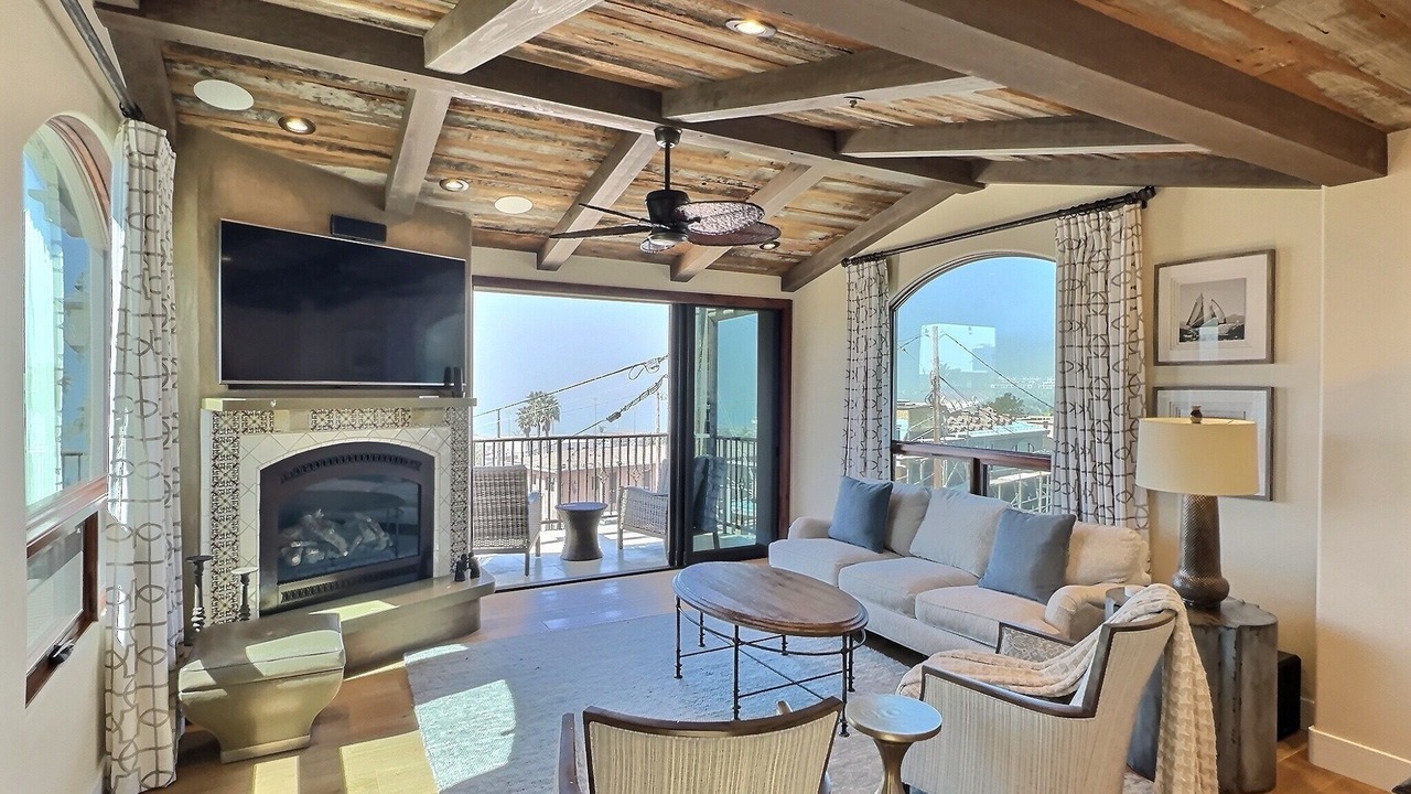 Photo of Livingroom in Avila Beach