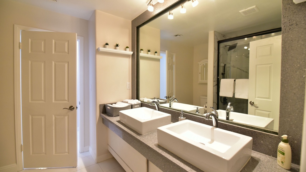 Photo of Bathroom in Green Valley North