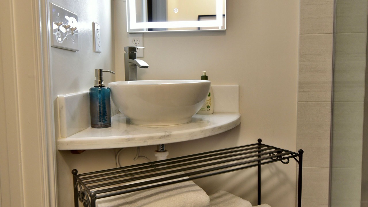 Photo of Bathroom in Green Valley North