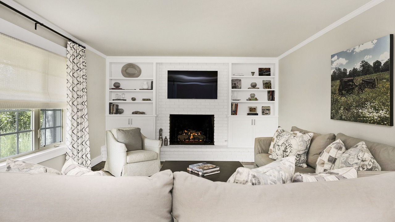 Photo of Livingroom in St. Helena