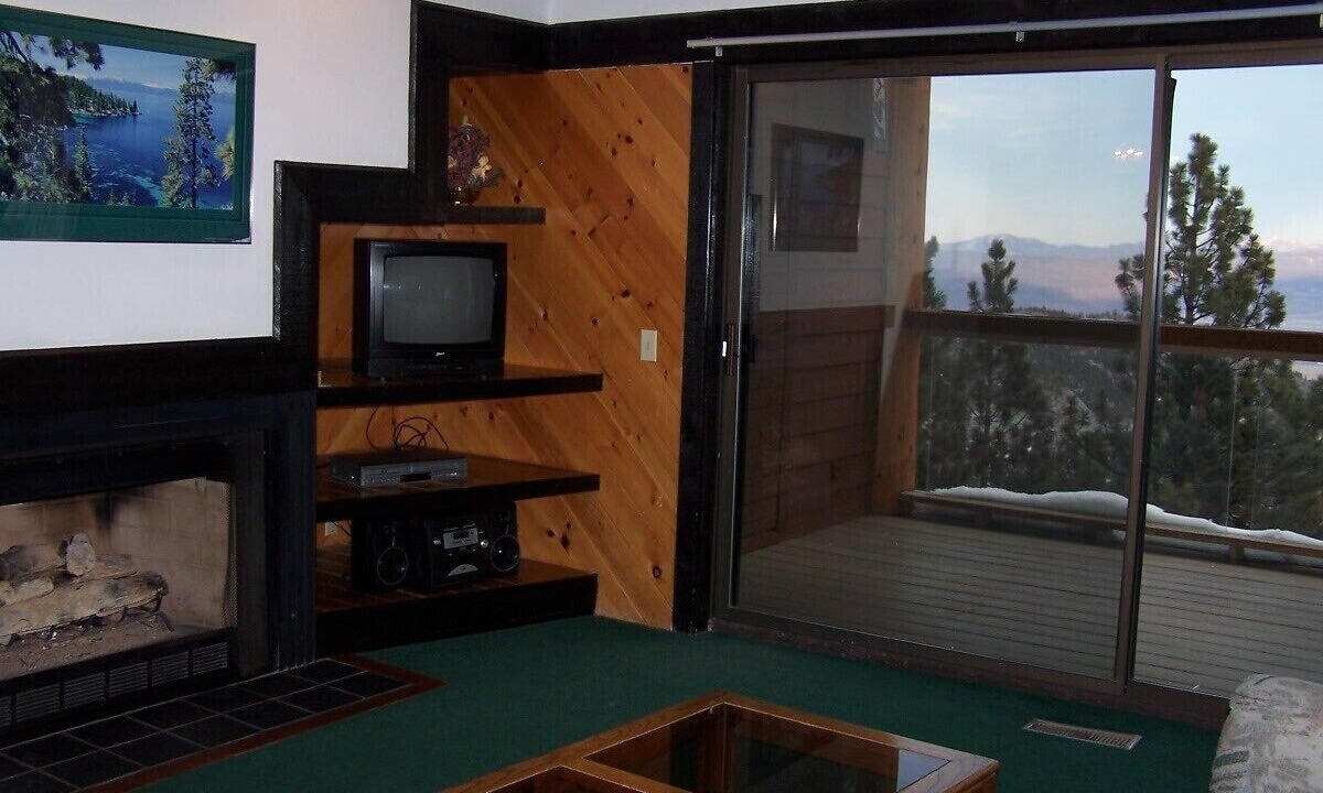 Photo of Livingroom in Tahoe Village